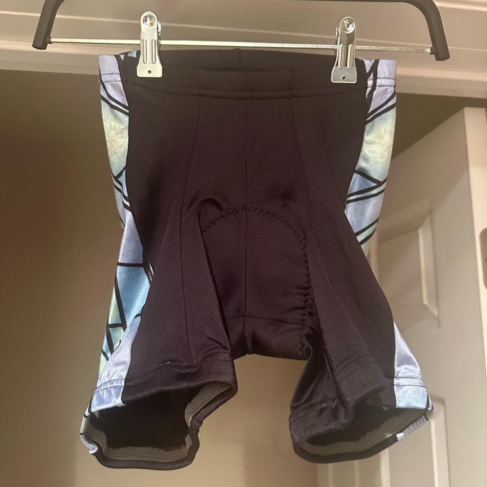 Women's primal Athletic bicycling Shorts in Black and Blue
